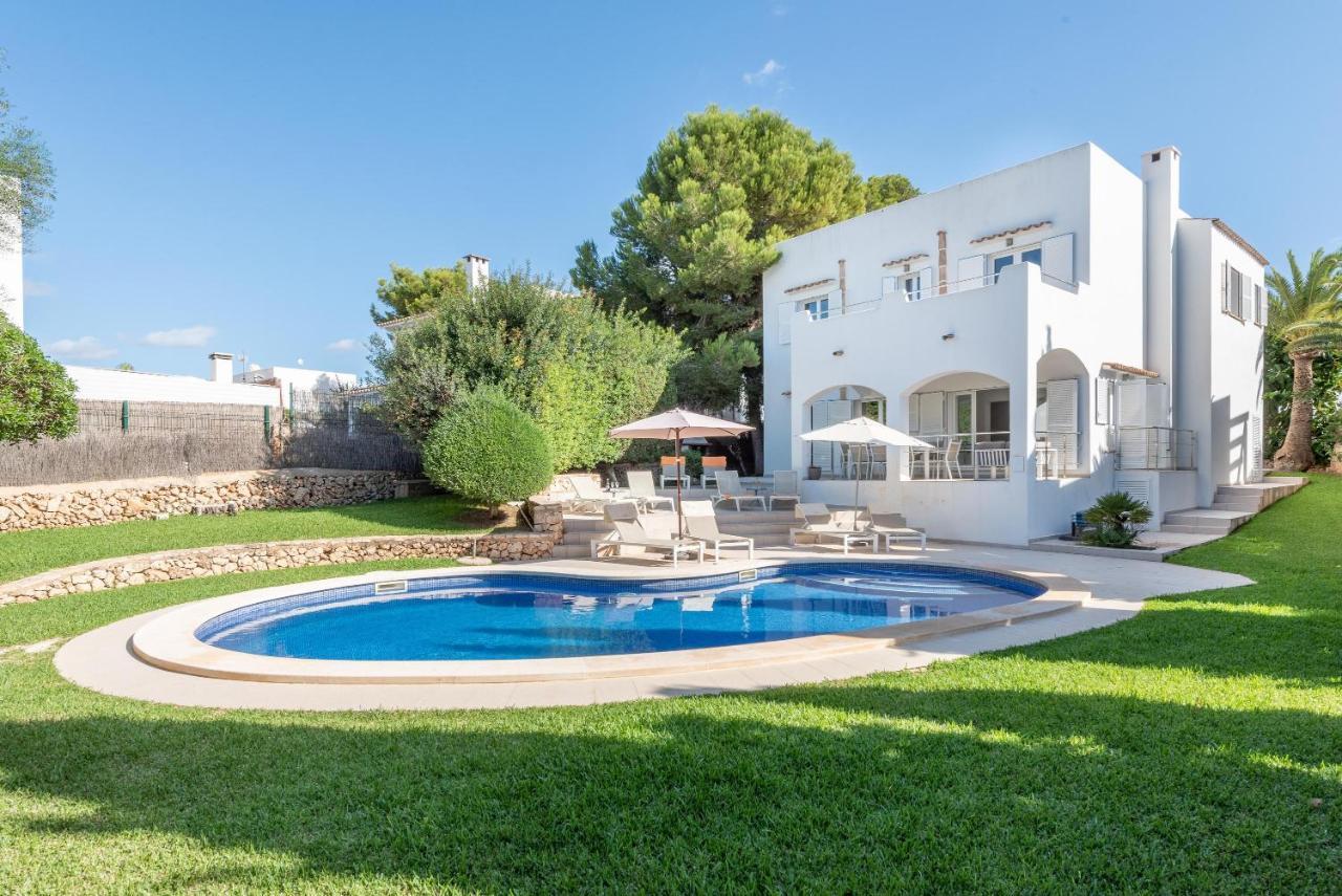 Margarita Villa